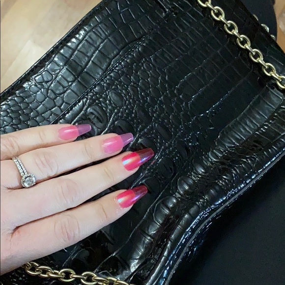 VINTAGE STYLE ANNE KLEIN CROC PATENT CHAIN BAG - Picture 6 of 6